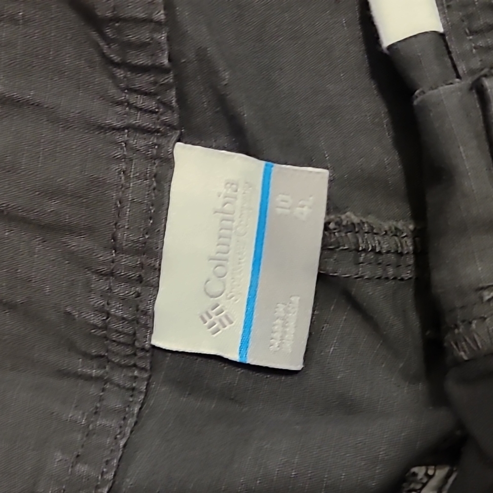 Columbia Shorts - Picture 2 of 3